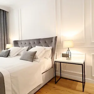  Apartment Greta